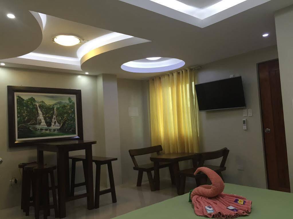 Ea Apartelle - Metro Віган Екстер'єр фото